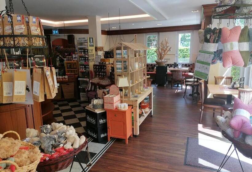 Pension Sanddorn Mit Café Carlssons