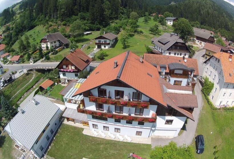 Restaurant   Café   Pension Hassler