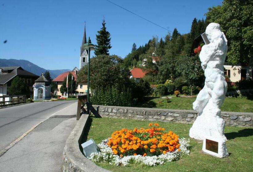 Restaurant   Café   Pension Hassler