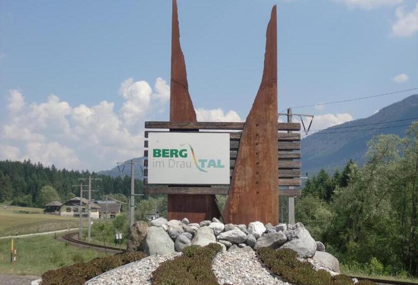 Restaurant   Café   Pension Hassler