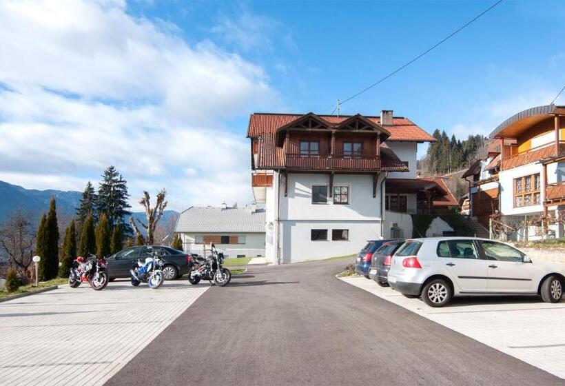 Restaurant   Café   Pension Hassler