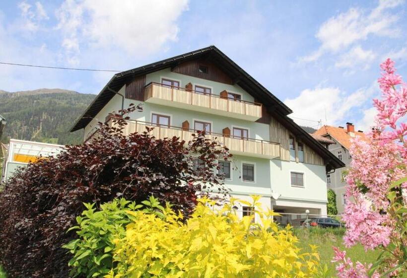 Restaurant   Café   Pension Hassler