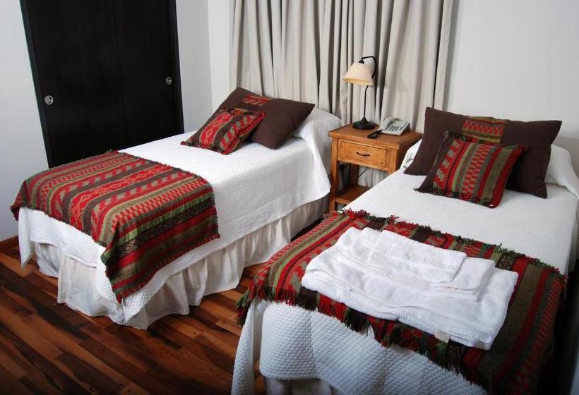 Río Arriba Suites & Apartments & Restó