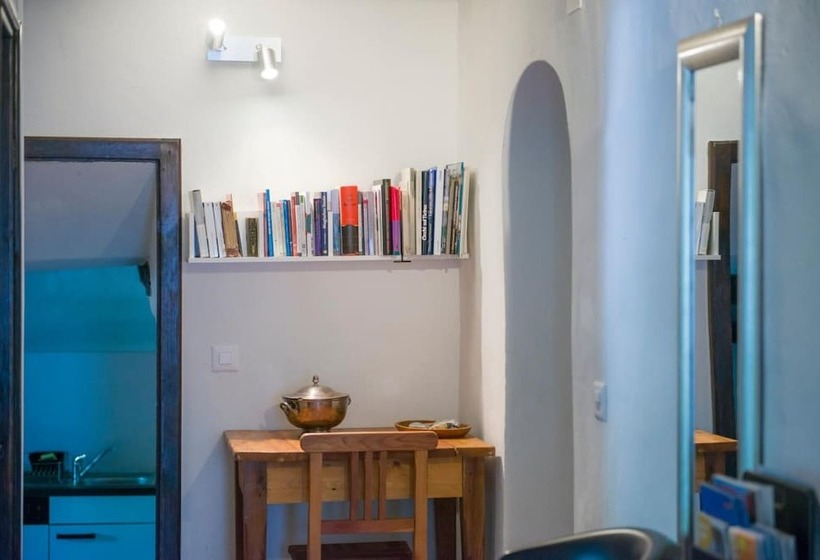 הוסטל Alloggi Alla Cantina