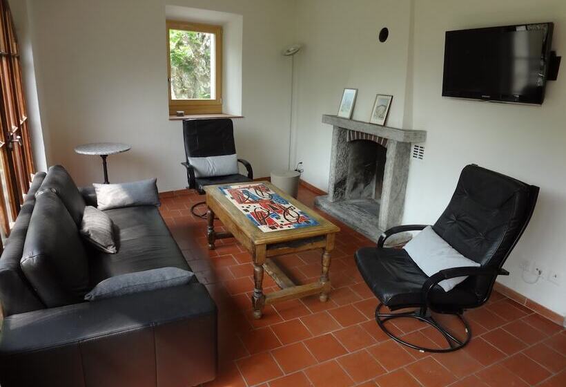 הוסטל Alloggi Alla Cantina