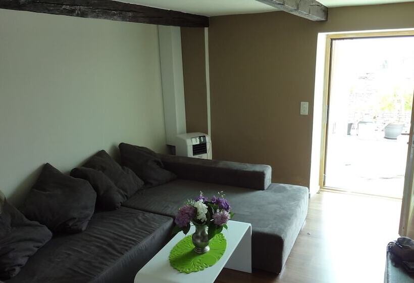 הוסטל Alloggi Alla Cantina