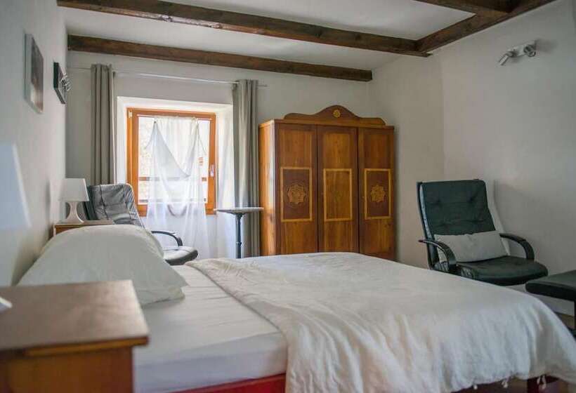 הוסטל Alloggi Alla Cantina