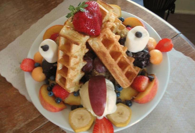 ユースホステル Auberge Du Café Chez Sam