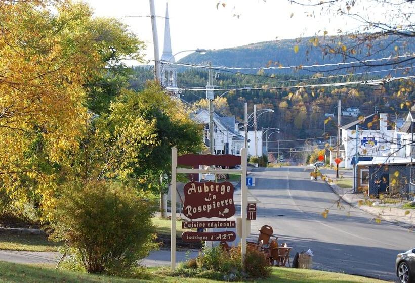 Общежитие Auberge La Rosepierre