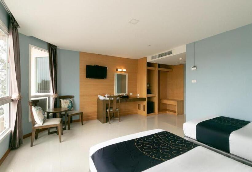 호스텔 Goldenbeach Boutique Resort