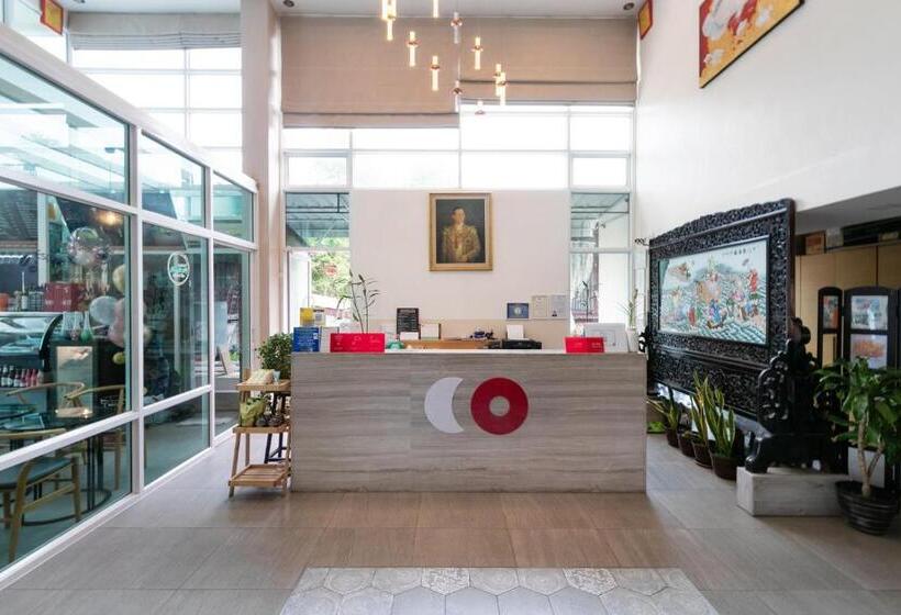 호스텔 Goldenbeach Boutique Resort