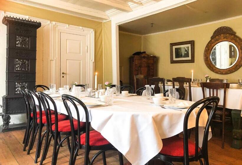 Общежитие Jaunsen Gjestgjevarstad