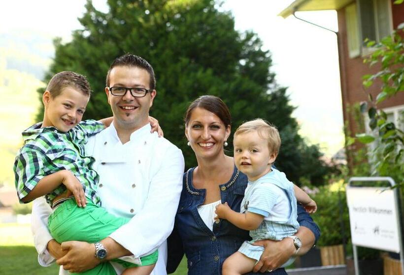 ユースホステル Landgasthof Grossteil