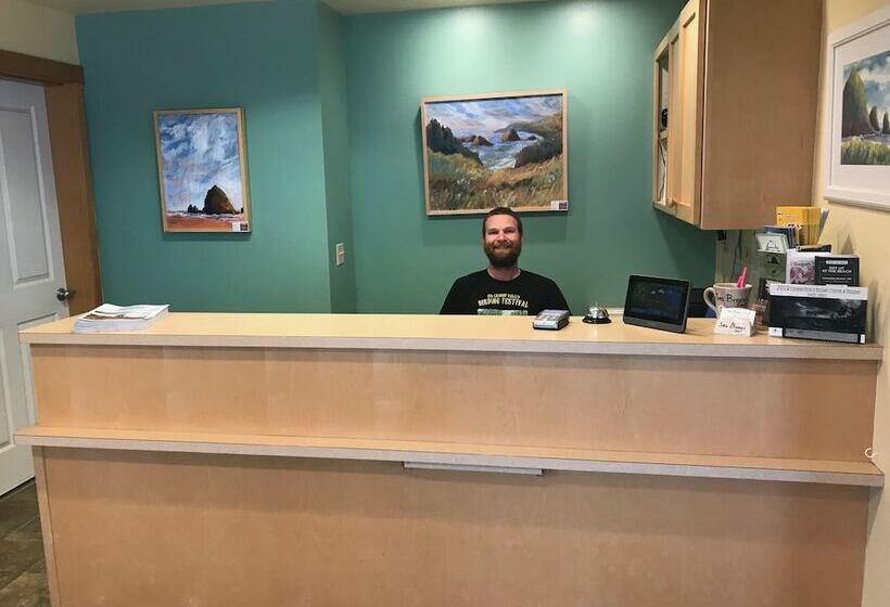 فندق صغير Sea Breeze Court