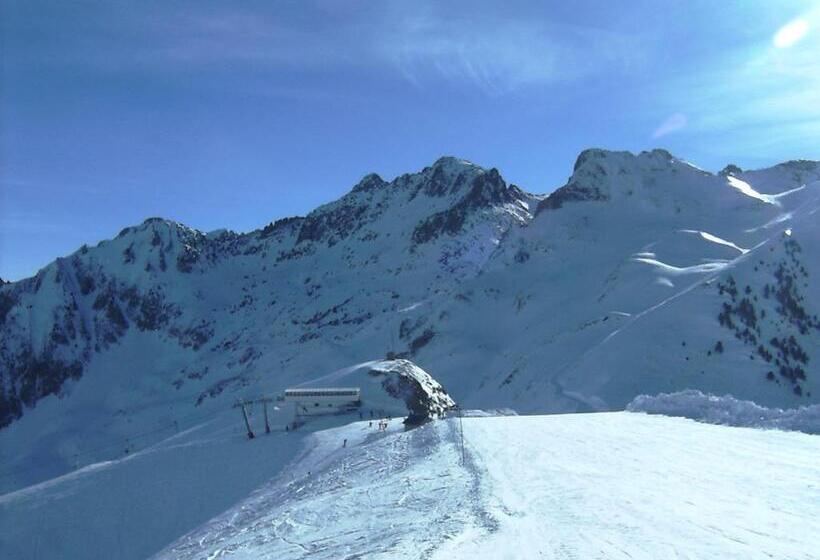 Appart Le Chili  Quartier Thermal  Lit Fait