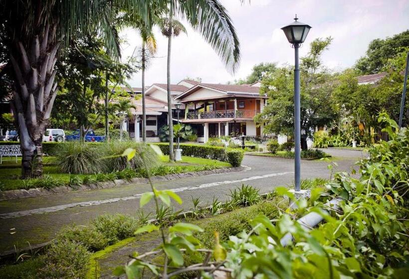 El Rodeo Estancia Boutique Hotel & Steakhouse