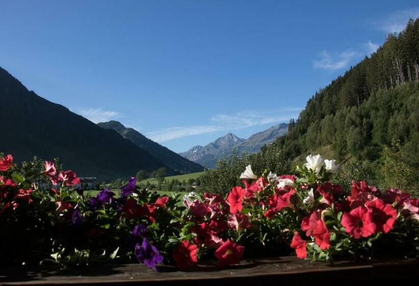 هتل Garni Kaiserhof