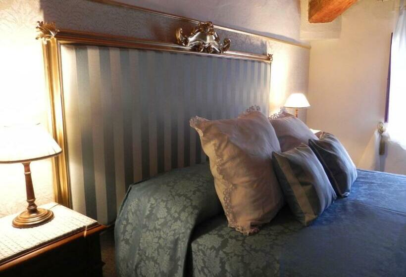 هتل Agriturismo Le Ginestruzze