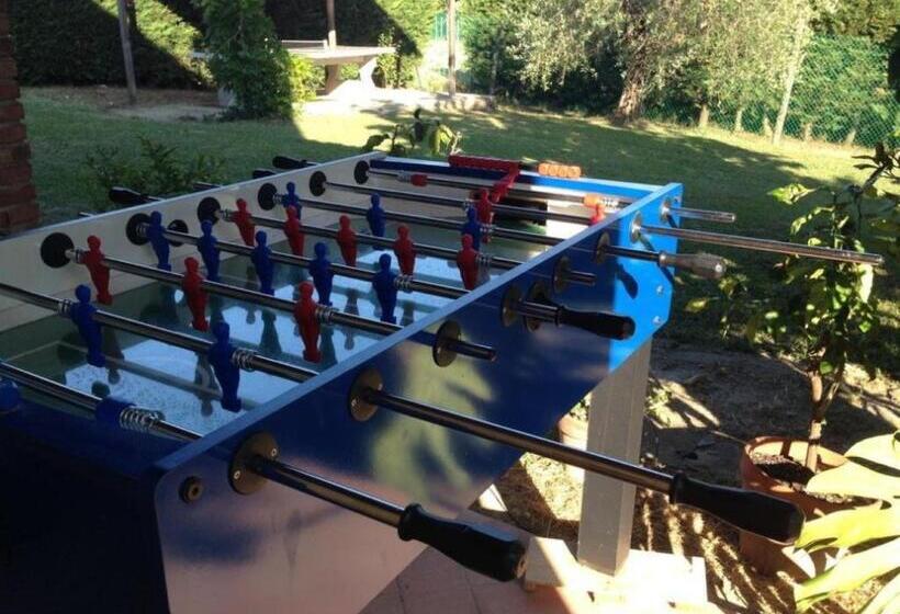 هتل Agriturismo Le Ginestruzze