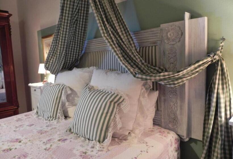 هتل Agriturismo Le Ginestruzze