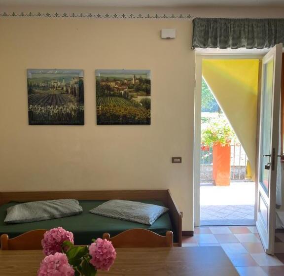 בית מלון כפרי La Vignola