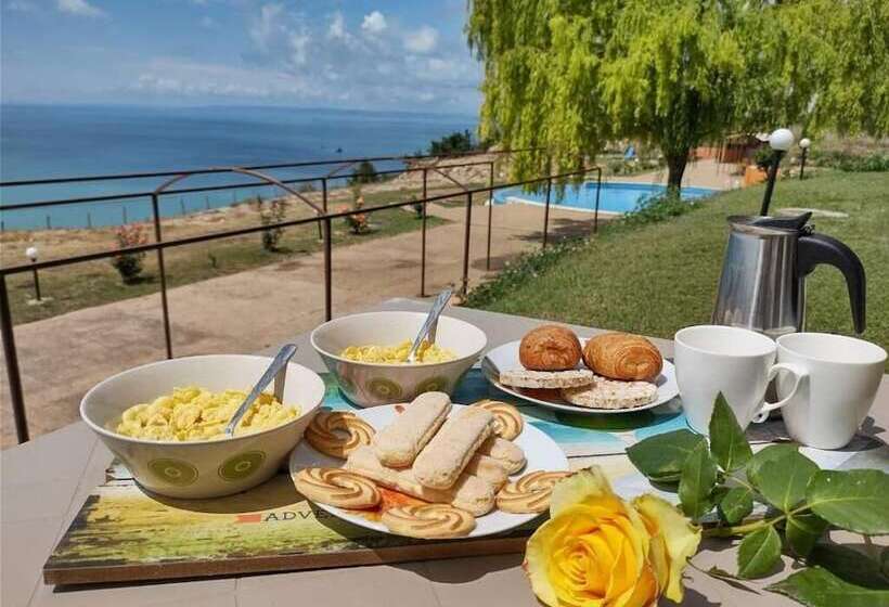 July Morning Seaside Resort