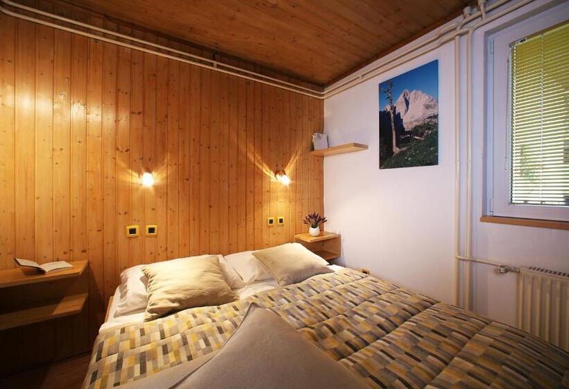 پانسیون Apartments And Rooms Bernik