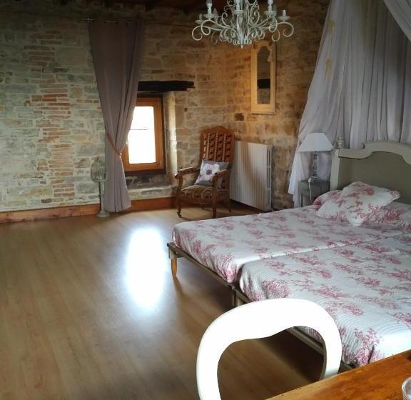 ペンション Auberge De La Halle