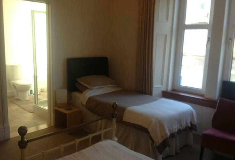 پانسیون Cameron Guest House