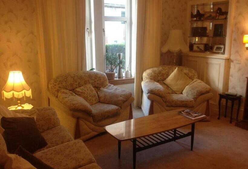 پانسیون Cameron Guest House