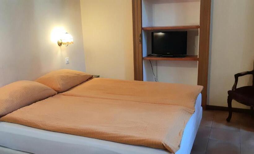 פנסיון Casa Gialla B&b