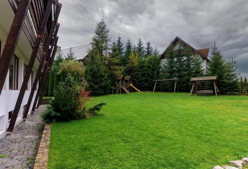 بنسيون Casa Muntelui