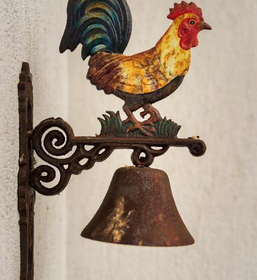 بنسيون Casa Muntelui