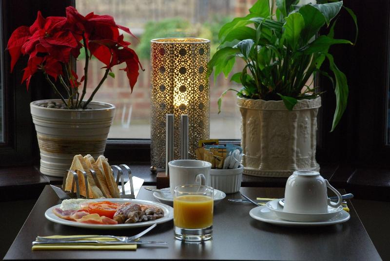 膳宿费 Conifers Guest House