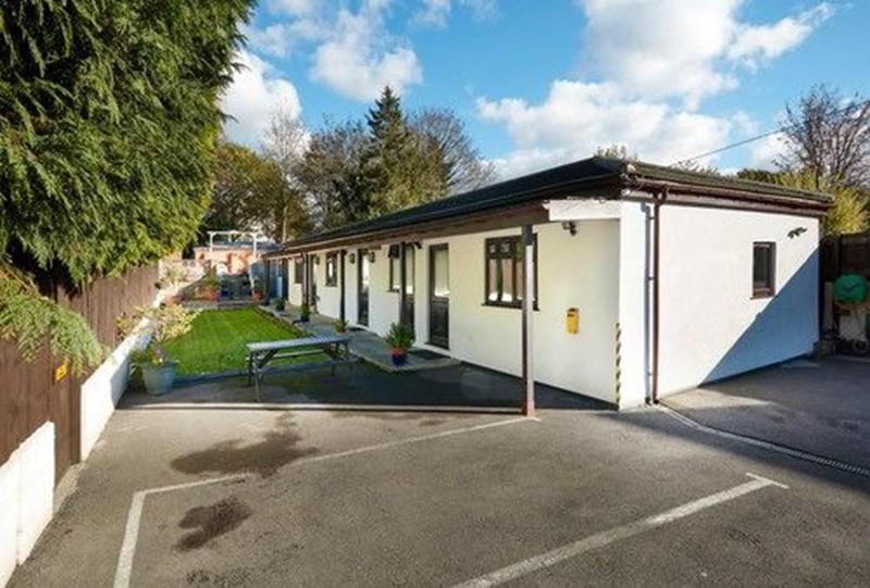 膳宿费 Conifers Guest House