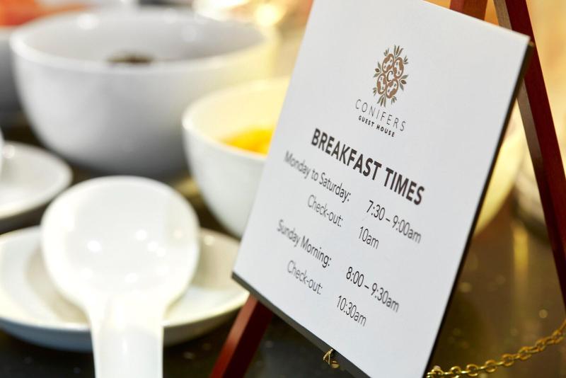 膳宿费 Conifers Guest House