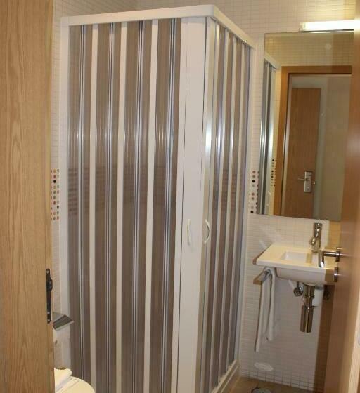 פנסיון Dom Fernando Ii