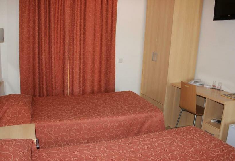 פנסיון Dom Fernando Ii