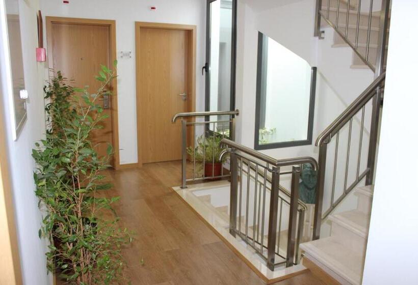 פנסיון Dom Fernando Ii