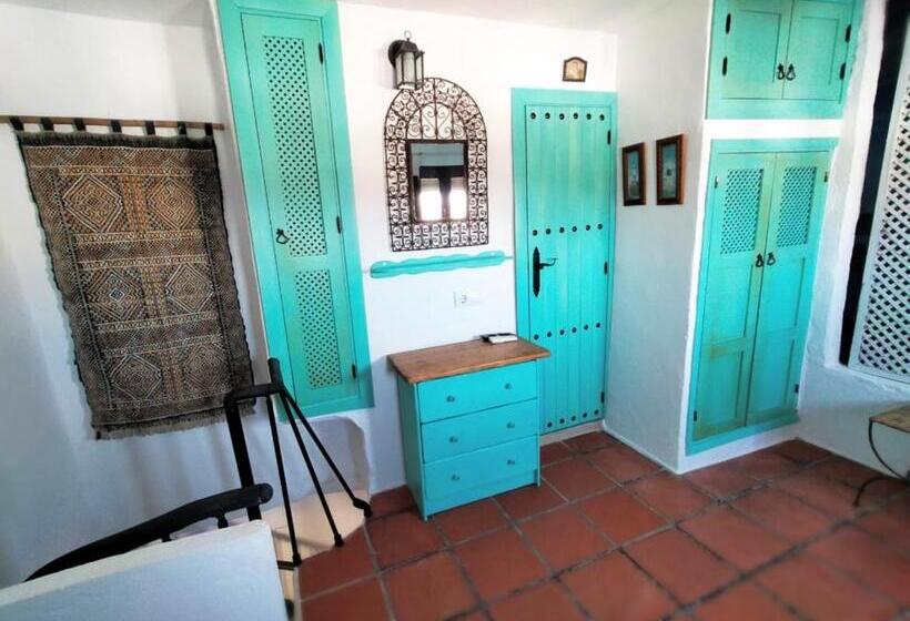 بنسيون El Cobijo De Vejer