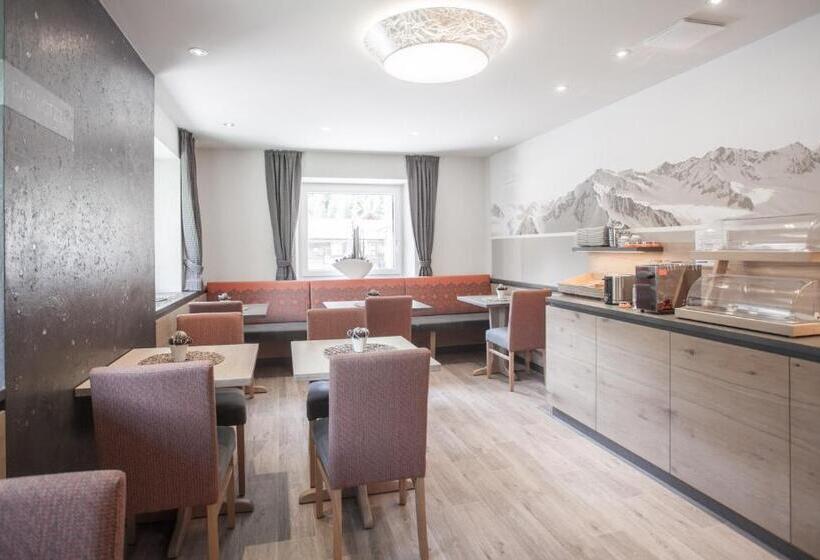 Пансион Garni ötztals & Aparts