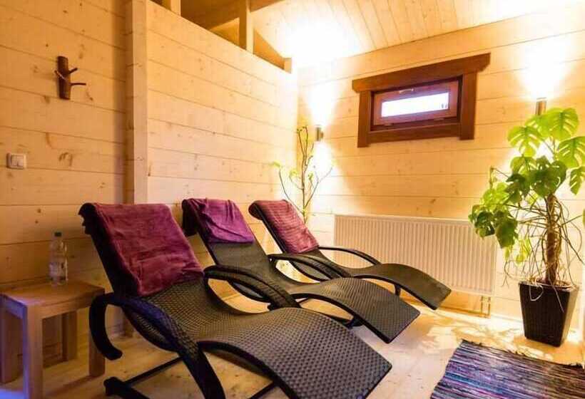 بنسيون Gasthaus Kobär