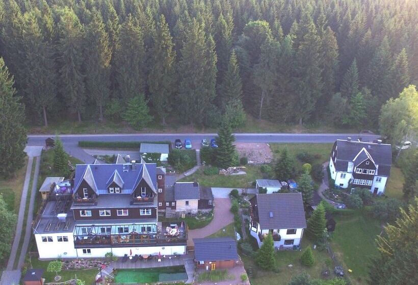 بنسيون Gasthaus Kobär