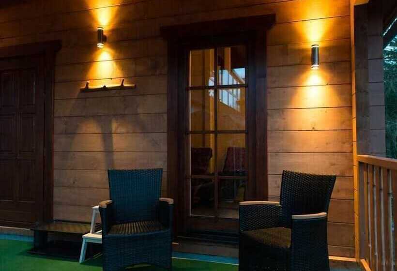 بنسيون Gasthaus Kobär