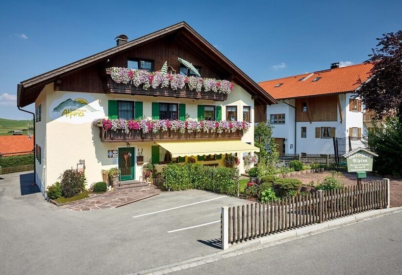 بنسيون Gästehaus Alpina