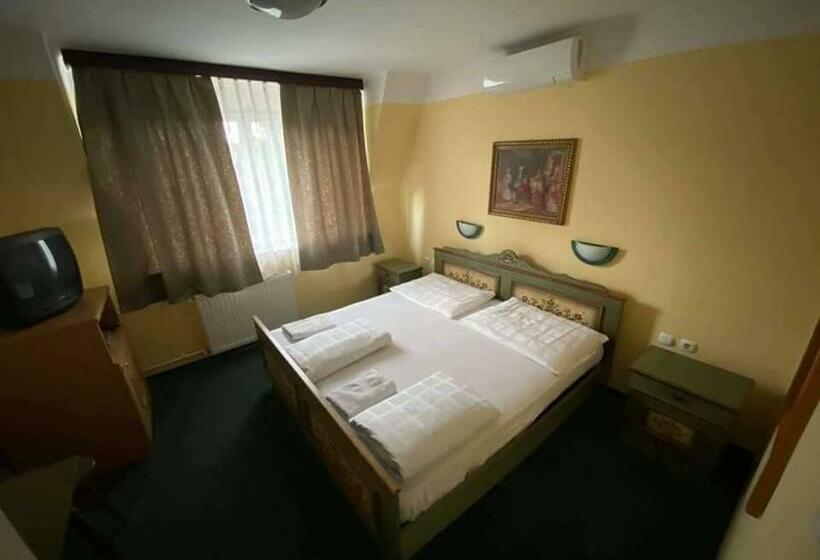 ペンション Haus Liberty