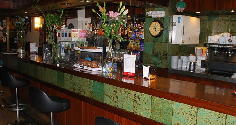 پانسیون Hostal La Barretina