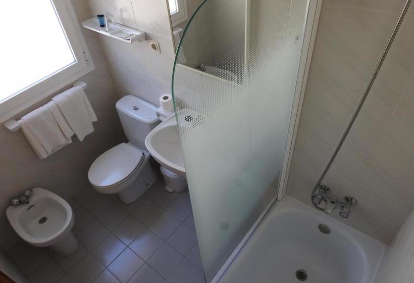 پانسیون Hostal Noray