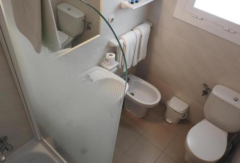 پانسیون Hostal Noray