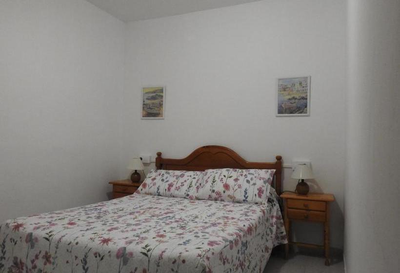 پانسیون Hostal Noray